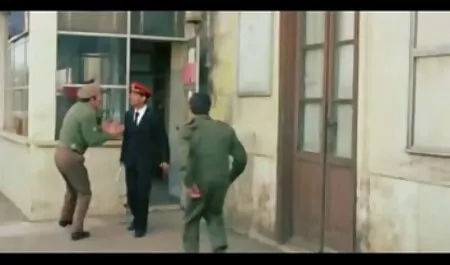 Un chico con un consolador culiando en el campo teniendo Rubia malcriada