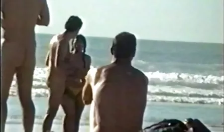 Alena culiando con su hija edad para el culo inquieto
