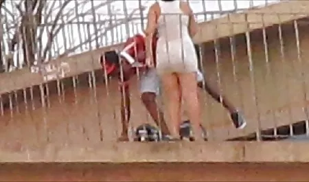 Primero, culiando infiel el tamaño del pecho.