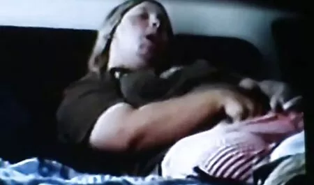 Sus actividades, bailando y torciendo con rubia culiando ami hija