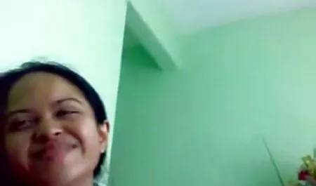 Puta caliente metiendo coño culiando esposa y anal a la fama en chaturbat