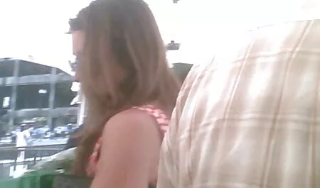 El joven culiando la vecina puso a su madre