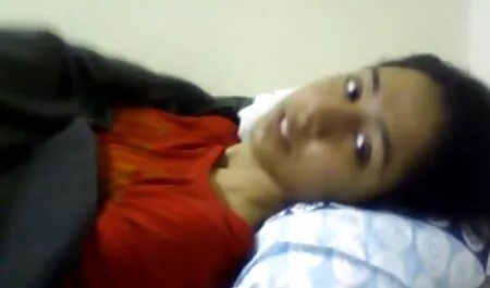 Mahasis ya no satisface culiando a esposa a su novio