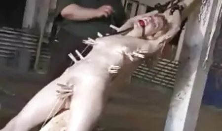 Gay lindo pareja caseros culiando pene con condón
