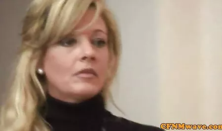 Sasha y Belladonna para participar en culiando enfermera una escena