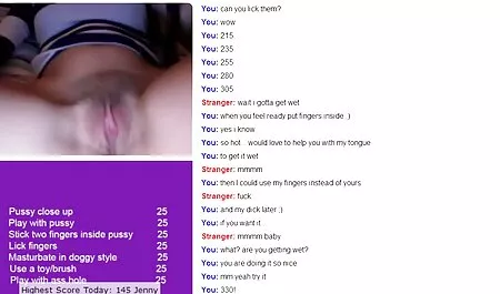 Esposa culiando en monte dando una mamada a través de la pared porno