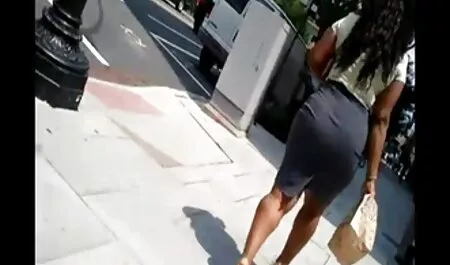 Chica negra con culiando en piscina un gran